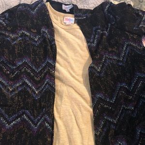 LuLaRoe Outfit, XS Carly, S Sarah